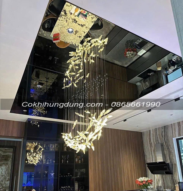 mẫu trần gương đẹp ms4